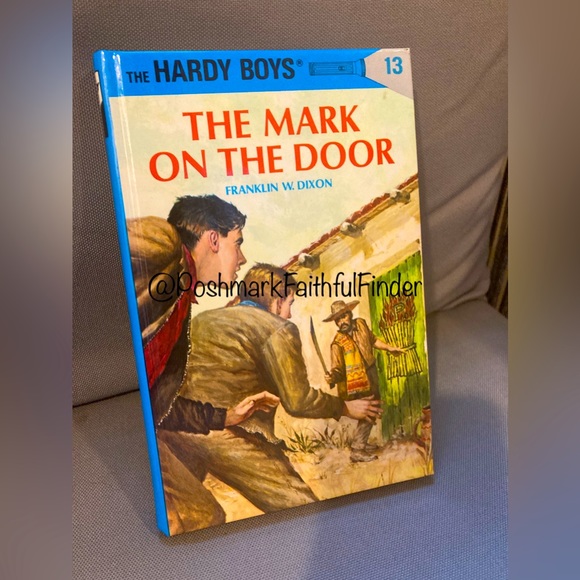 Vintage 94’ Hardy Boys #13 THE MARK ON THE DOOR Hardcover Book by Franklin Dixon - Picture 1 of 7